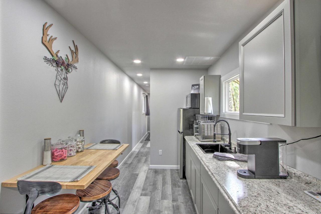 Unique Container Studio With Deck And Fire Pit! Buckley المظهر الخارجي الصورة