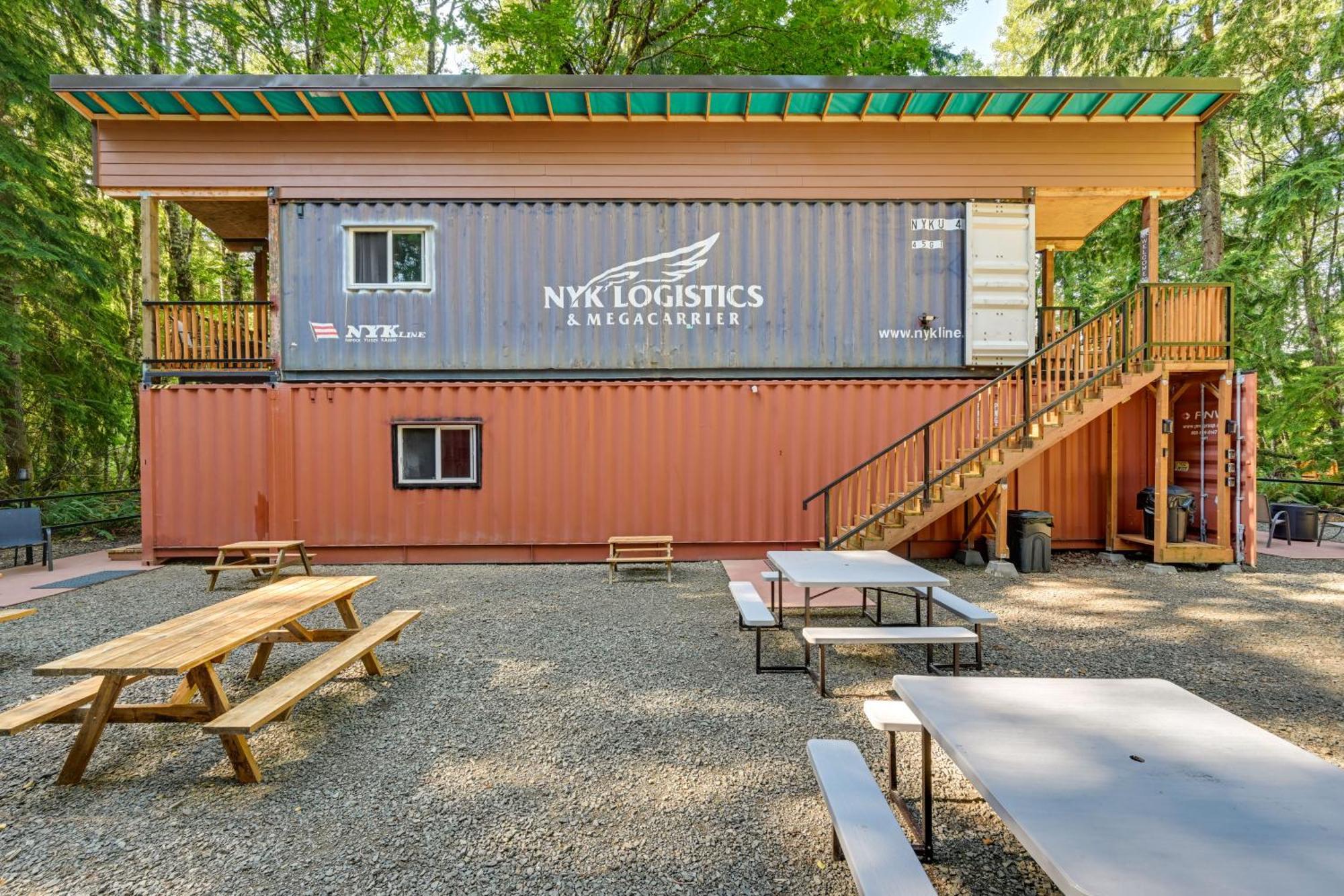 Unique Container Studio With Deck And Fire Pit! Buckley المظهر الخارجي الصورة