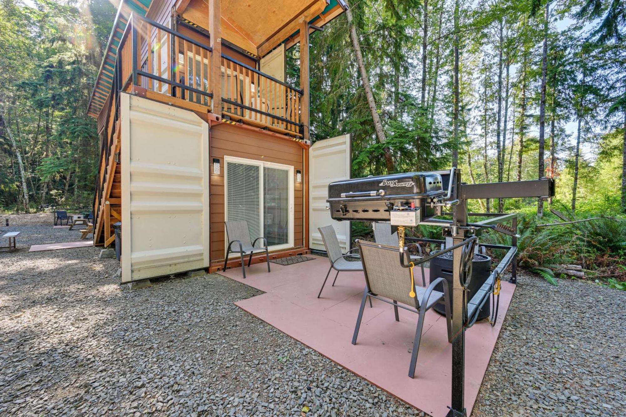 Unique Container Studio With Deck And Fire Pit! Buckley المظهر الخارجي الصورة