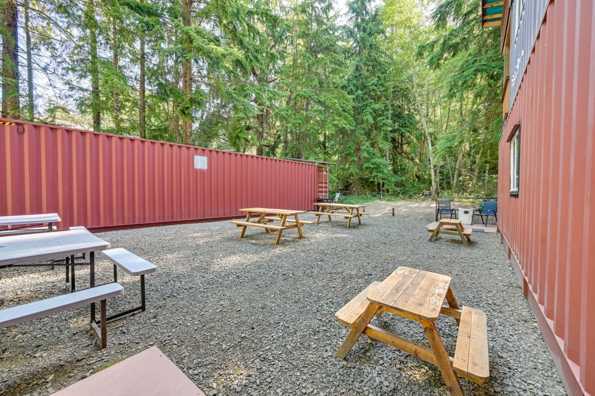 Unique Container Studio With Deck And Fire Pit! Buckley المظهر الخارجي الصورة